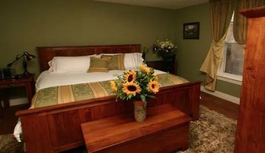 Bayside Inn